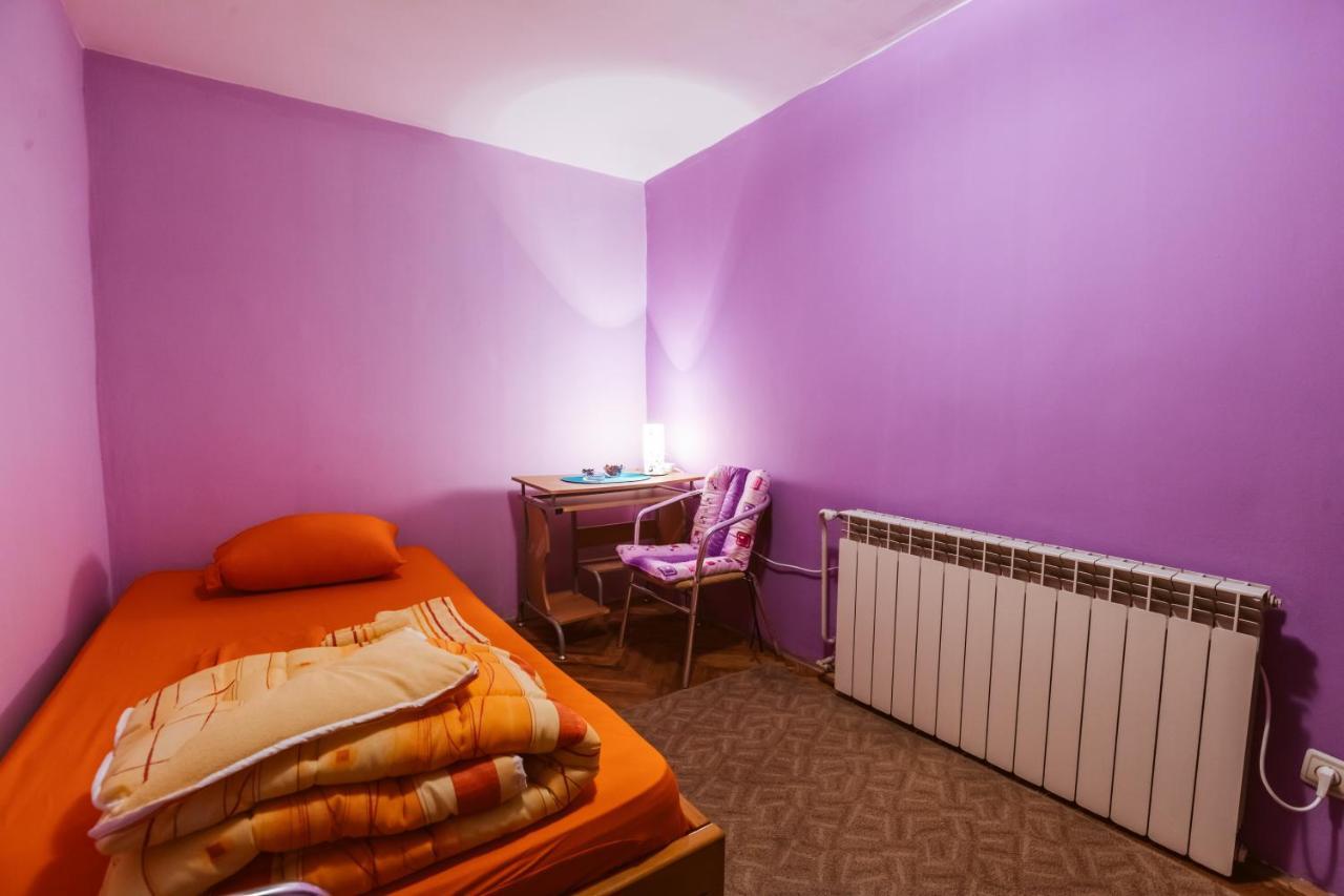 Laufer Vandrehjem Novi Sad Eksteriør billede